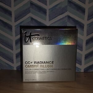 IT Cosmetics CC+ Radiance Ombre Blush In Coral Blush